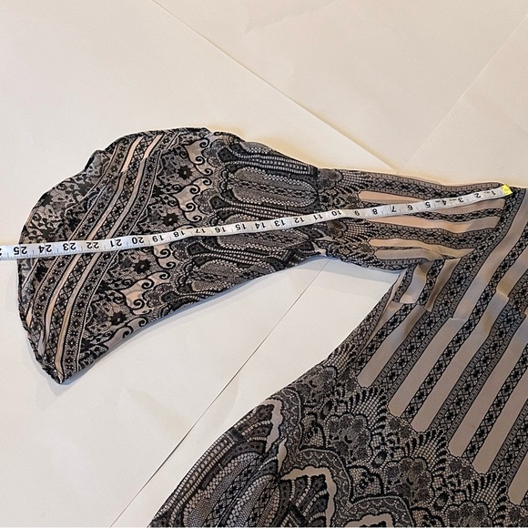 Pink Owl Boho Patterned Flare Sleeve Dress Nude Black Small 🔥 - Picture 10 of 13